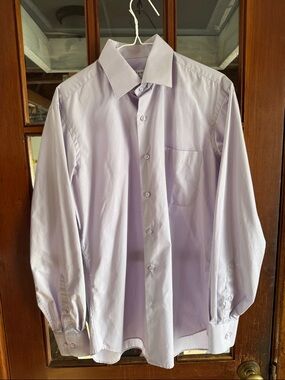 Men's Long-Sleeve Dress Shirt in Light Lavender